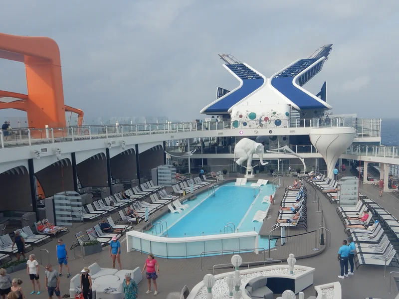 Celebrity Cruises - Edge Resort Pool Deck (Photo 2)