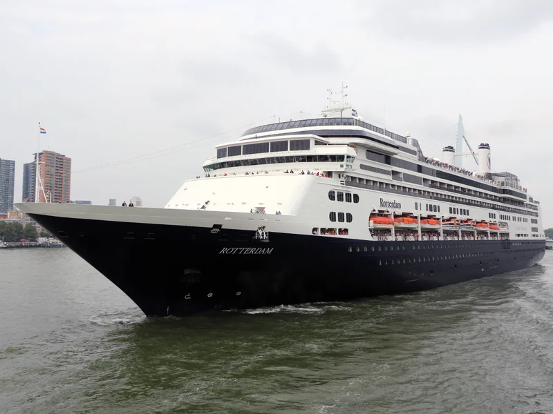Holland America Line - World Harbor Voyage (Photo 4)