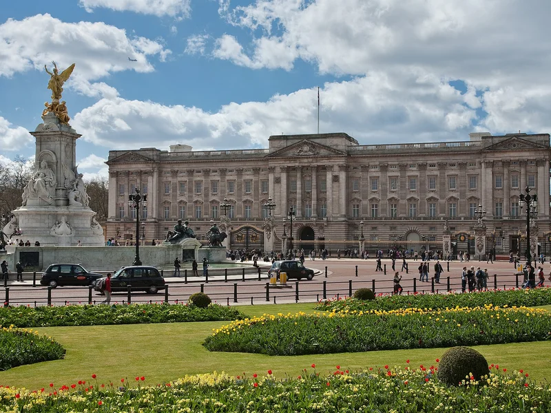 London highlight view 4 - Buckingham Palace