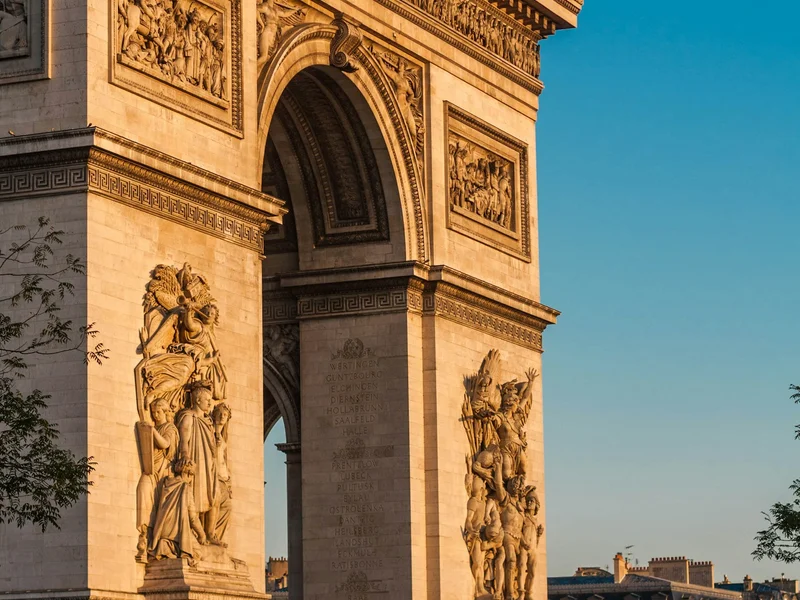 Paris highlight view 2 - Arc de Triomphe